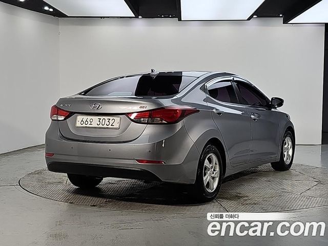 Hyundai Avante 1.6 GDi Smart Standard 2014 — фото 4