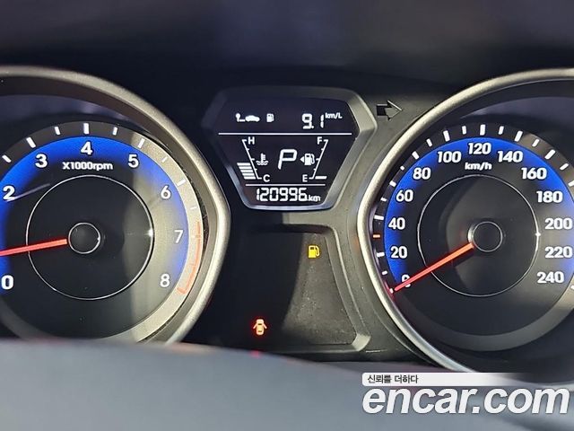 Hyundai Avante 1.6 GDi Smart Standard 2014 — фото 7