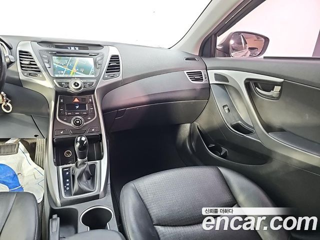 Hyundai Avante 1.6 GDi Smart Standard 2014 — фото 10