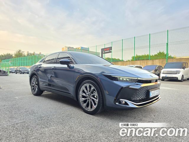Toyota Crown Crossover 2.5 4WD Hybrid 2025 — фото 2