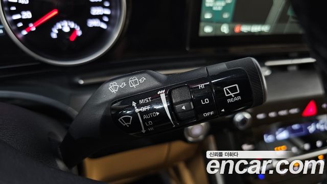 Kia Carnival (IV) Diesel 9-Seater Prestige 2022 — фото 18