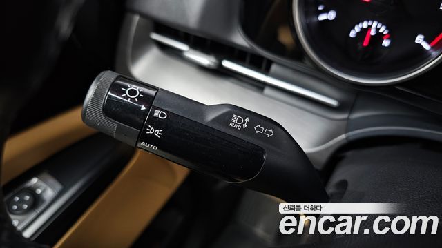 Kia Carnival (IV) Diesel 9-Seater Prestige 2022 — фото 19