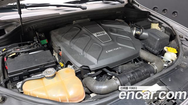 Jeep Grand Cherokee 3.0 Diesel Overland WK2 2014 — фото 6