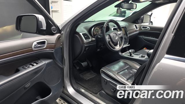 Jeep Grand Cherokee 3.0 Diesel Overland WK2 2014 — фото 10