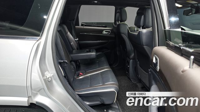 Jeep Grand Cherokee 3.0 Diesel Overland WK2 2014 — фото 11