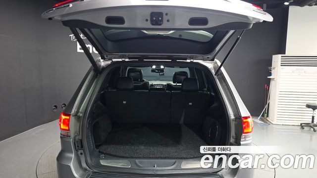 Jeep Grand Cherokee 3.0 Diesel Overland WK2 2014 — фото 20