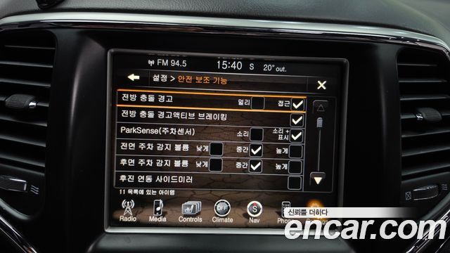 Jeep Grand Cherokee 3.0 Diesel Overland WK2 2014 — фото 28