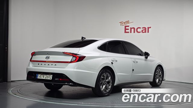 Hyundai Sonata (DN8) 2.0 Premium Plus 2022 — фото 2