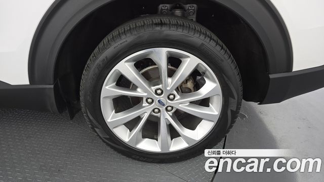 Ford Explorer (VI) 3.0 Platinum 4WD 2021 — фото 21