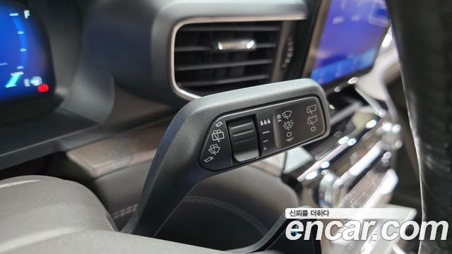 Ford Explorer (VI) 3.0 Platinum 4WD 2021 — фото 27