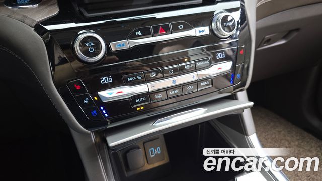 Ford Explorer (VI) 3.0 Platinum 4WD 2021 — фото 31
