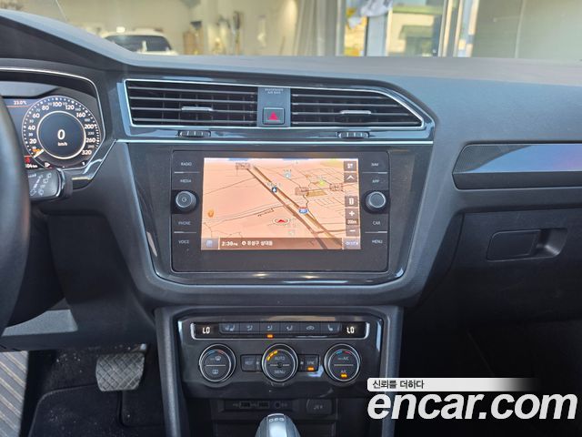 Volkswagen Tiguan (II) 2.0 TDI 4Motion Prestige 2018 — фото 7