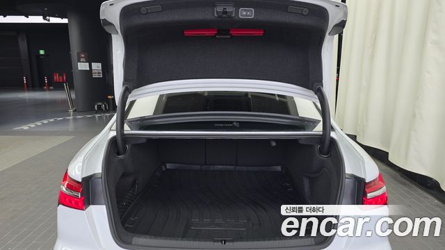 Audi A6 (C8) 45 TFSI Quattro Premium 2023 — фото 19