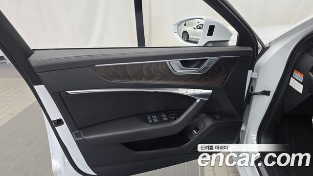 Audi A6 (C8) 45 TFSI Quattro Premium 2023 — фото 24