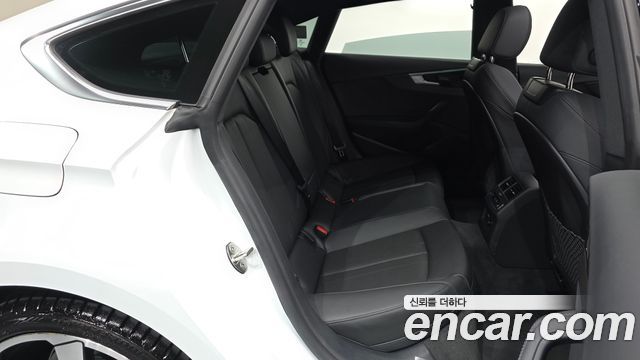 Audi A5 (F5) 45 TFSI Quattro Premium Sportback 2024 — фото 16