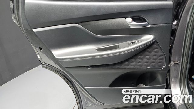 Hyundai Santa Fe Diesel 2.2 2WD Prestige 2021 — фото 25