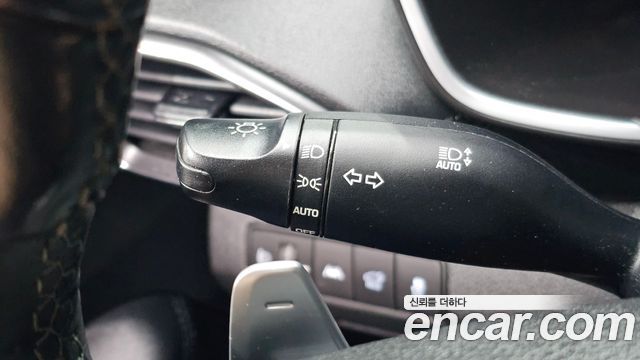 Hyundai Santa Fe Diesel 2.2 2WD Prestige 2021 — фото 28