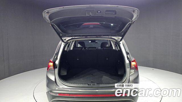 Hyundai Santa Fe Diesel 2.2 2WD Prestige 2021 — фото 33