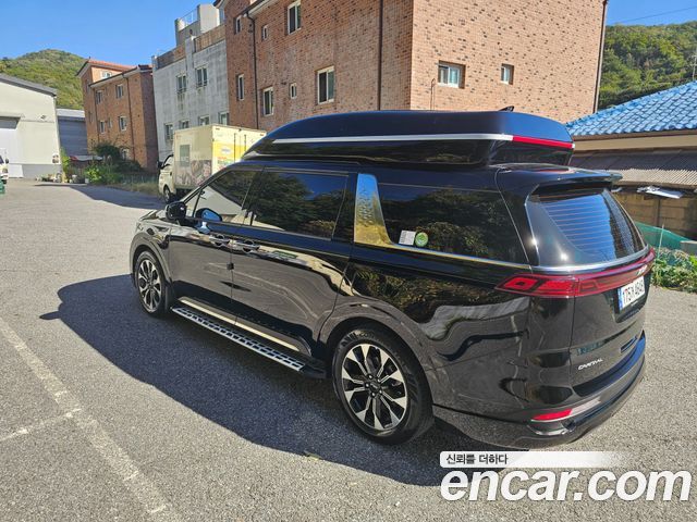 Kia Carnival (IV) Gasoline 9-seater Limousine(Special vehicle) 2023 — фото 4