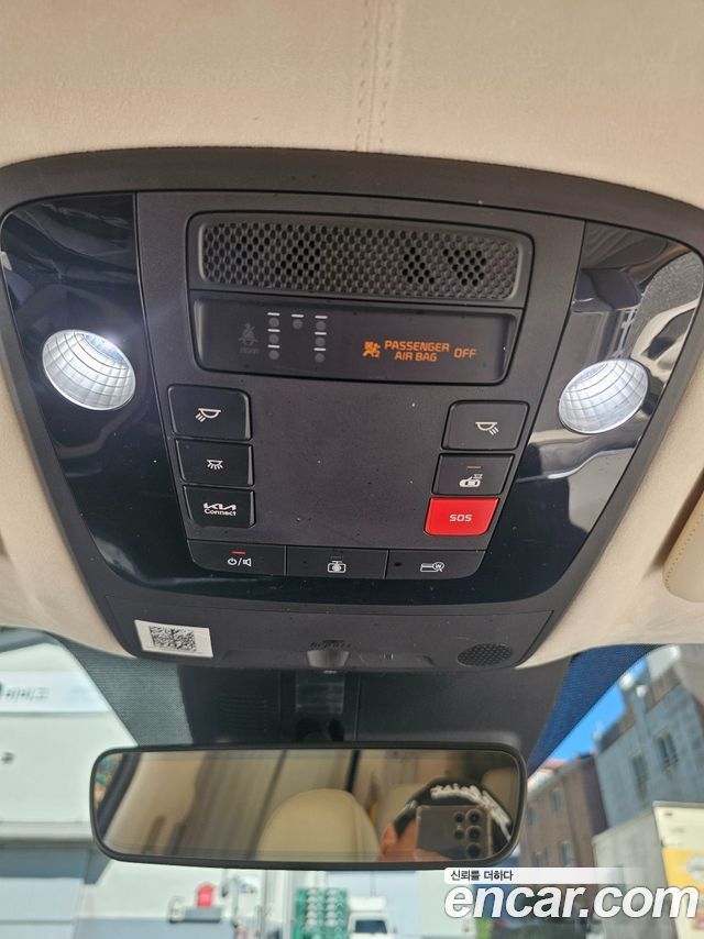Kia Carnival (IV) Gasoline 9-seater Limousine(Special vehicle) 2023 — фото 8
