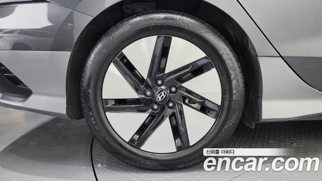 Hyundai Ioniq 6 Standard E-Value+ 2025 — фото 5