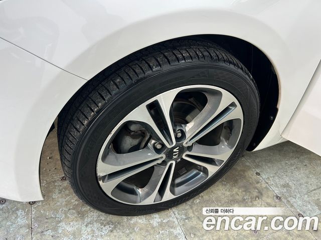 Kia K3 Prestige 2013 — фото 24