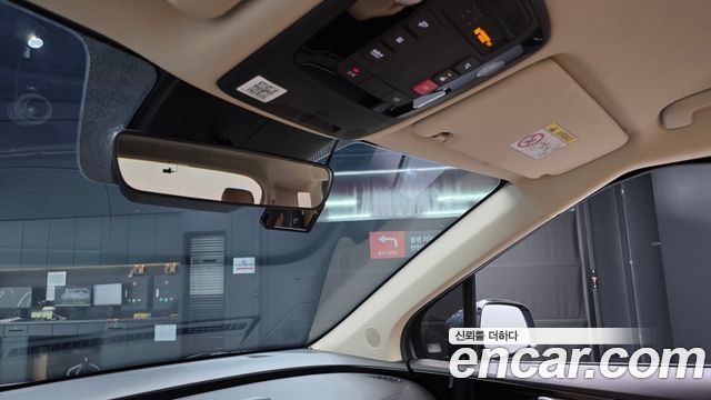 Kia Carnival (IV) Diesel 9-Seater Prestige 2023 — фото 18