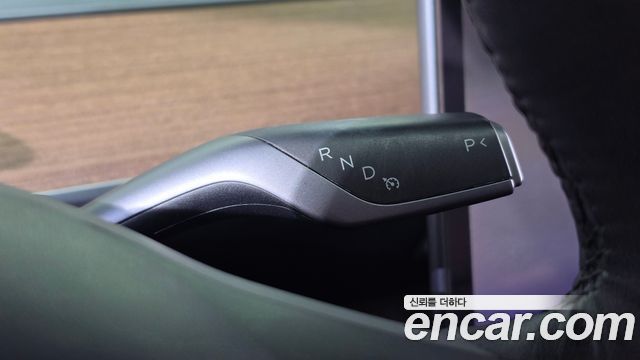 Tesla Model Y Long Range AWD 2022 — фото 9