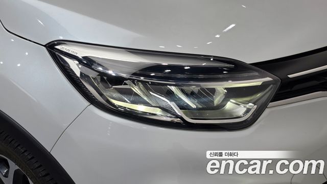Renault Korea QM3 RE 2018 — фото 22
