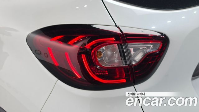 Renault Korea QM3 RE 2018 — фото 23