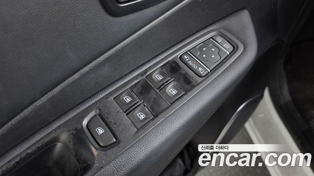 Renault Korea QM3 RE 2018 — фото 27