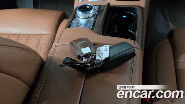 Genesis G90 3.8 AWD Prestige 2019 — фото 15