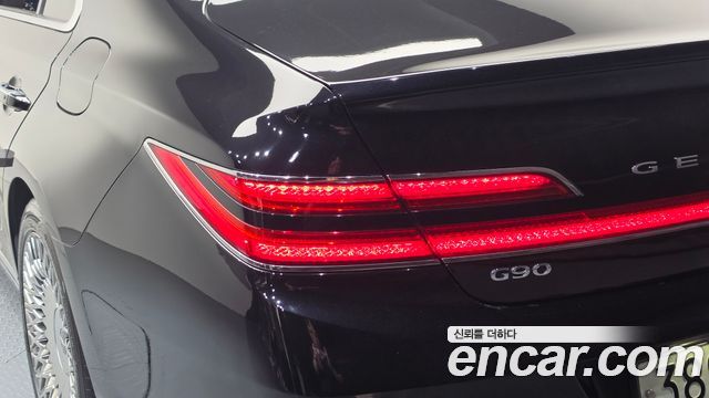 Genesis G90 3.8 AWD Prestige 2019 — фото 23