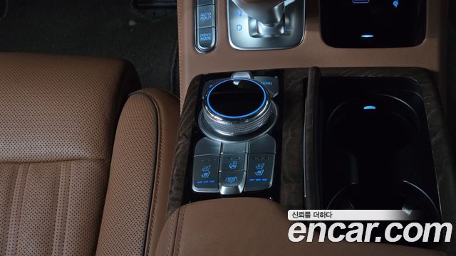 Genesis G90 3.8 AWD Prestige 2019 — фото 30