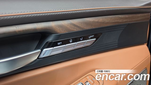 Genesis G90 3.8 AWD Prestige 2019 — фото 40