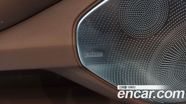 Genesis G90 3.8 AWD Prestige 2019 — фото 41
