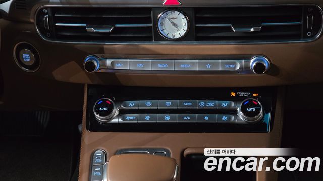 Genesis G90 3.8 AWD Prestige 2019 — фото 46