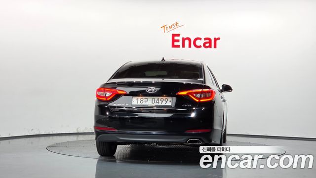 Hyundai Sonata (LF) 2.0 Smart 2016 — фото 4