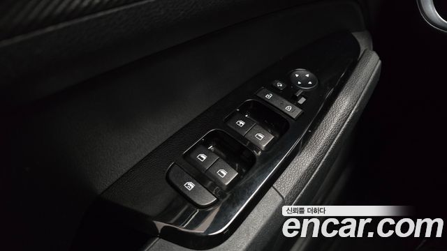 Kia Sportage (V) Gasoline 1.6 Turbo 2WD Trendy 2023 — фото 18