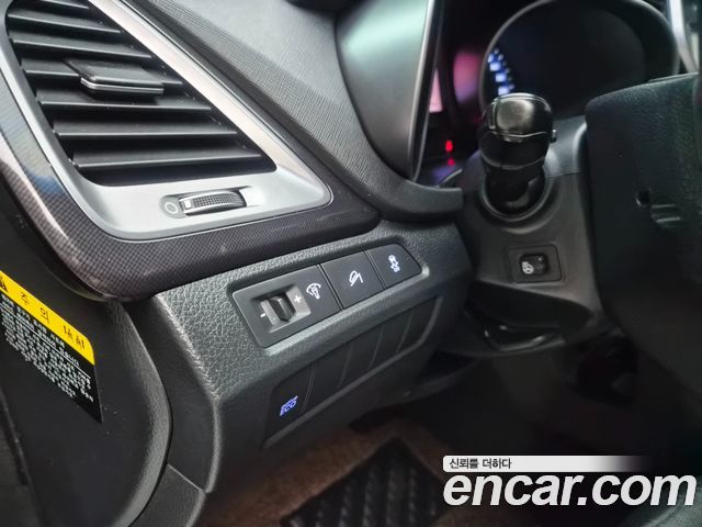Hyundai Santa Fe (DM) Diesel(e-VGT) 2.0 2WD Premium 2015 — фото 18