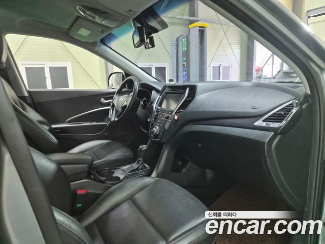 Hyundai Santa Fe (DM) Diesel(e-VGT) 2.0 2WD Premium 2015 — фото 19