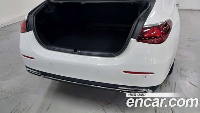 Mercedes-Benz E-Class (W214) E220d 4MATIC Exclusive 2026 — фото 15