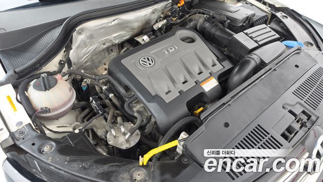 Volkswagen Tiguan 2.0 TDI  Premium 5N 2014 — фото 6