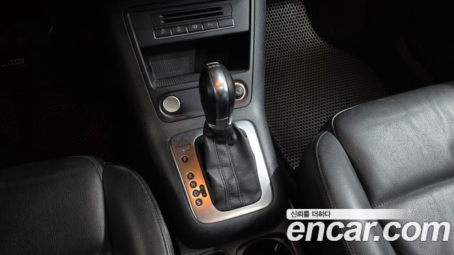 Volkswagen Tiguan 2.0 TDI  Premium 5N 2014 — фото 9