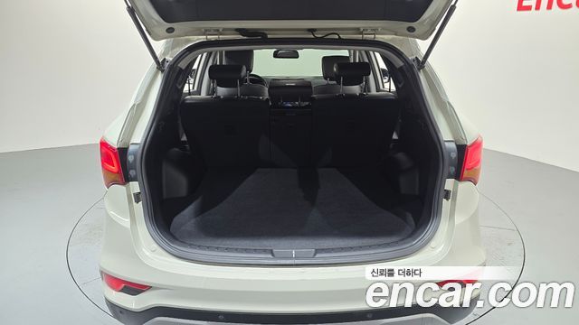 Hyundai Santa Fe The Prime Diesel 2.0 2WD Modern 2016 — фото 20