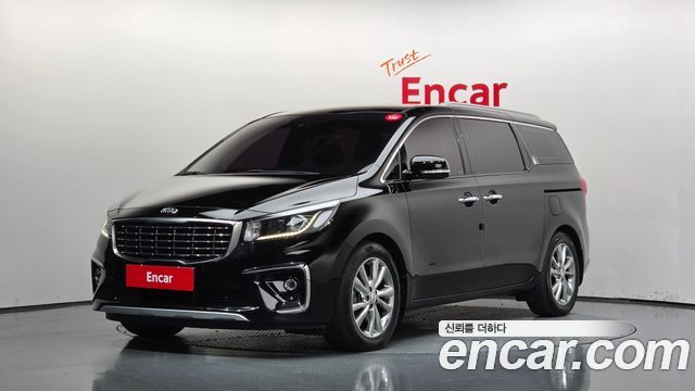 Kia Carnival 9-Seater Prstige
