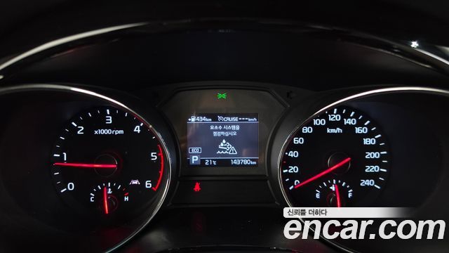 Kia Carnival 9-Seater Prstige 2019 — фото 8