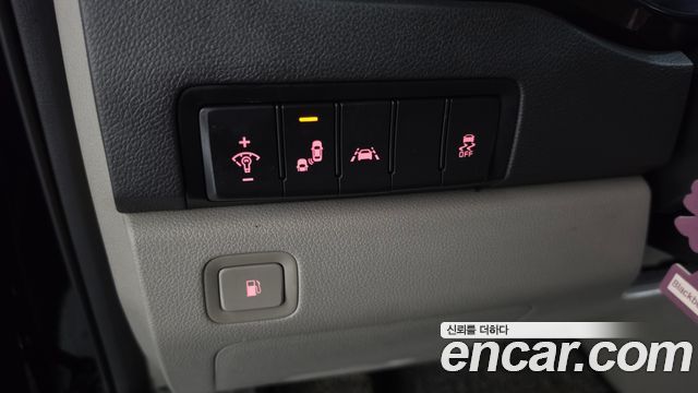 Kia Carnival 9-Seater Prstige 2019 — фото 20