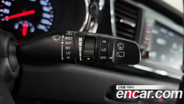 Kia Carnival 9-Seater Prstige 2019 — фото 28