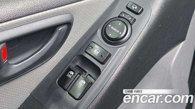 Hyundai Grand Starex Wagon 12-Seater Smart 2018 — фото 12